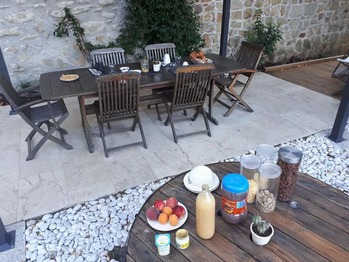 10 Mn A7 Chambre D Hotes Et Gites De Cozance Piscine, Mini Ferme Gratuit - Spa Et Sauna En Extra Sur Reservation Anjou 0*,  France